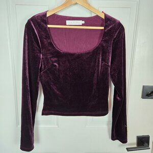 Astr The Label Velvet Long Sleeve Top S Plum Purple Cropped Lined Going out‎